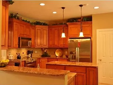 Picture of the island in the kitchen of the private home for sale by owner located at 4209 Wildwood landing in the Coosaw Creek Country Club Neighborhood.